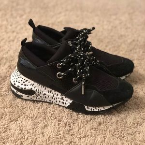 Steve Madden sneakers
